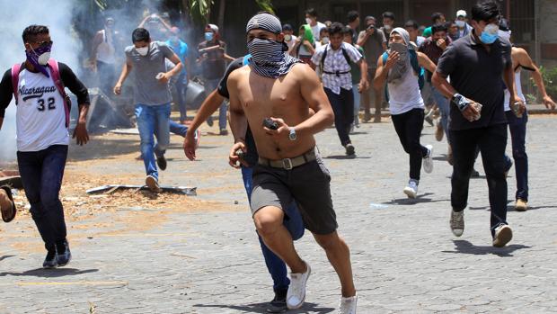 Al menos tres muertos en las protestas contra las reformas en la Seguridad Social del bolivariano Ortega