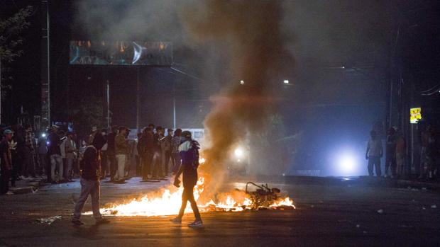 Al menos diez muertos en violentas protestas en Nicaragua contra el recorte de pensiones