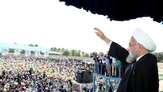 Rohani avisa a Trump: «Si se retira del acuerdo nuclear tendrá un arrepentimiento histórico»