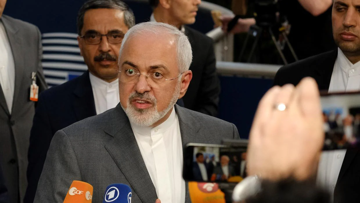 Ministro iraní de Exteriores, Mohammad Javad Zarif, ofrece declaraciones a la prensa durante un encuentro sobre el Pacto Nuclear en Bruselas
