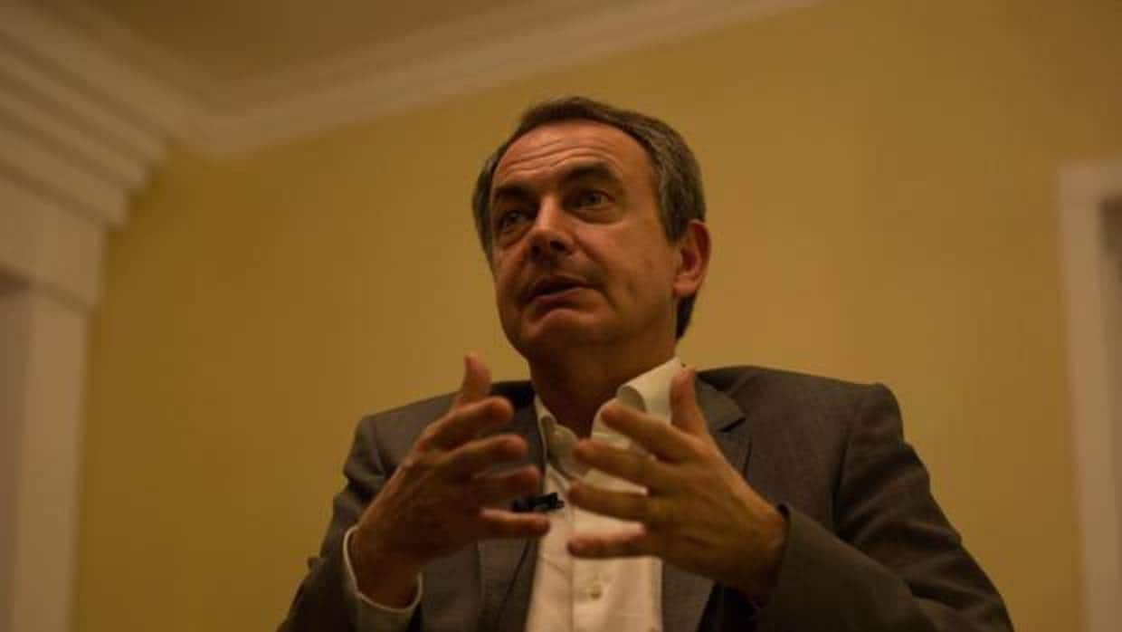Zapatero insiste en ell diálogo en Venezuela