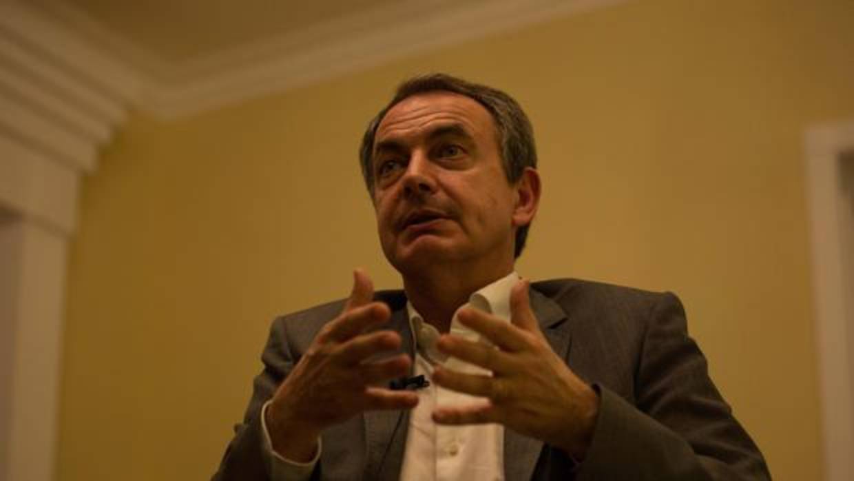 Zapatero insiste en ell diálogo en Venezuela