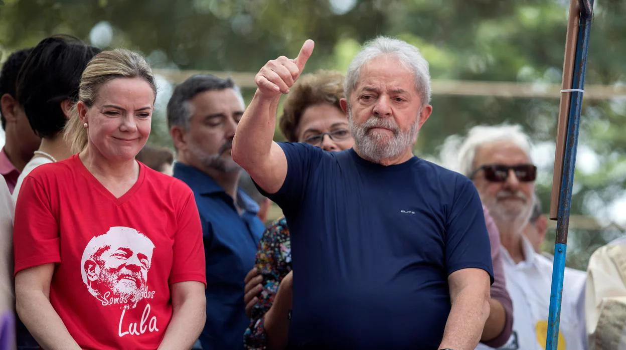 Lula da Silva, el pasado abril poco antes de ingresar en prisión por corrupción y blanqueo de dinero