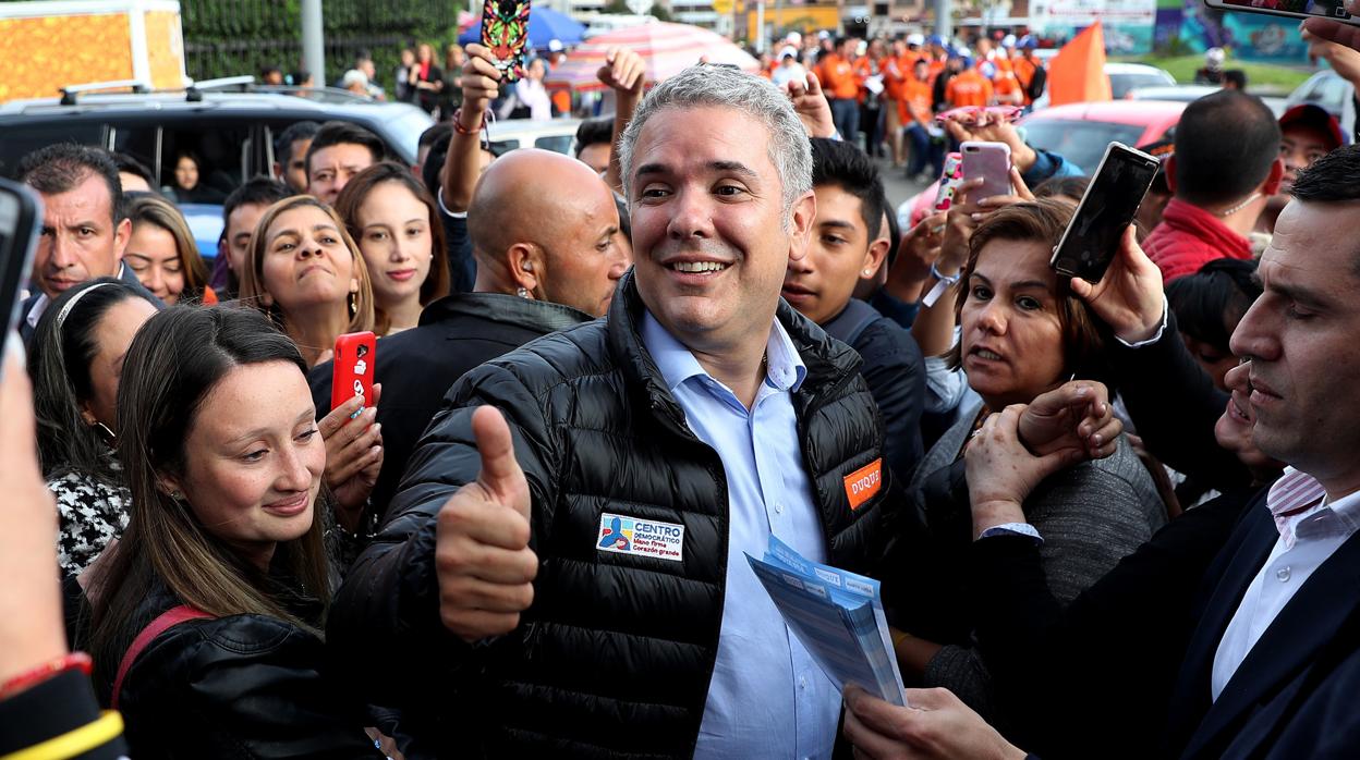 Iván Duque, la sangre joven del uribismo que mira hacia el futuro