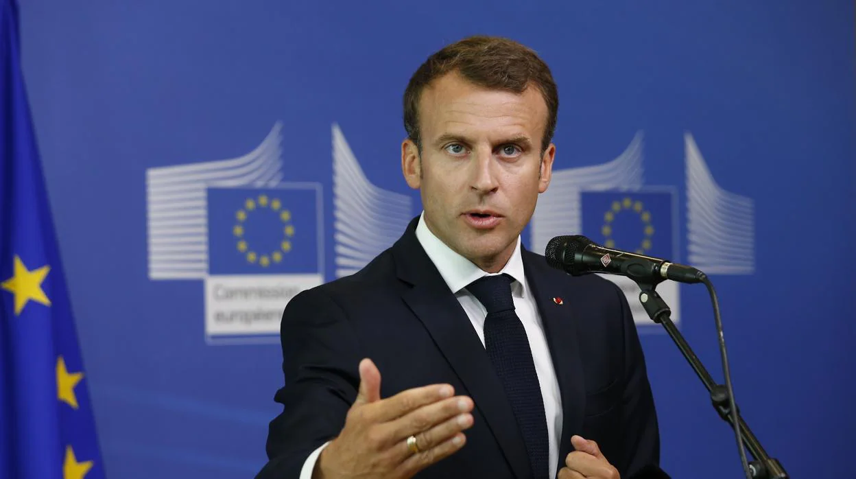 El presidente de Francia, Emmanuel Macron, antes de comenzar la cumbre informal de Bruselas
