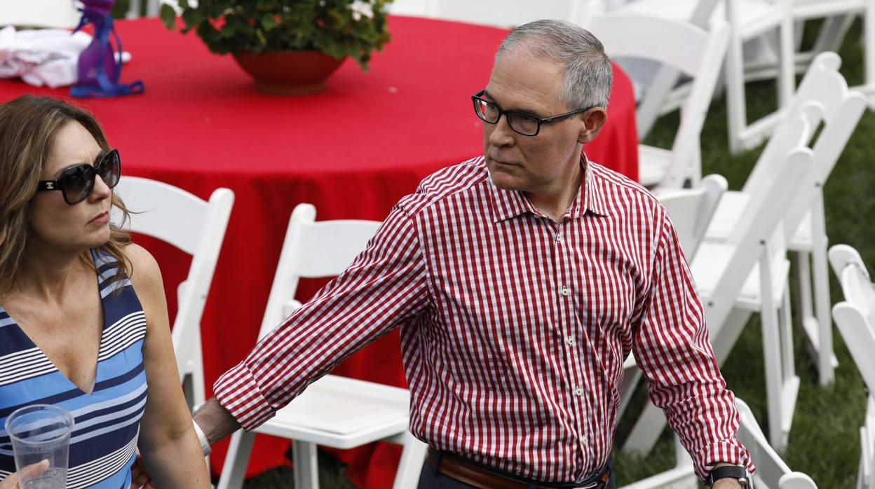 Scott Pruitt, en un picnic para familias de militares este miércoles en Washington