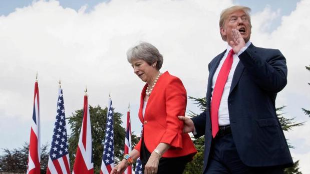 Trump aconsejó a May que demandara a la Unión Europea en lugar de negociar