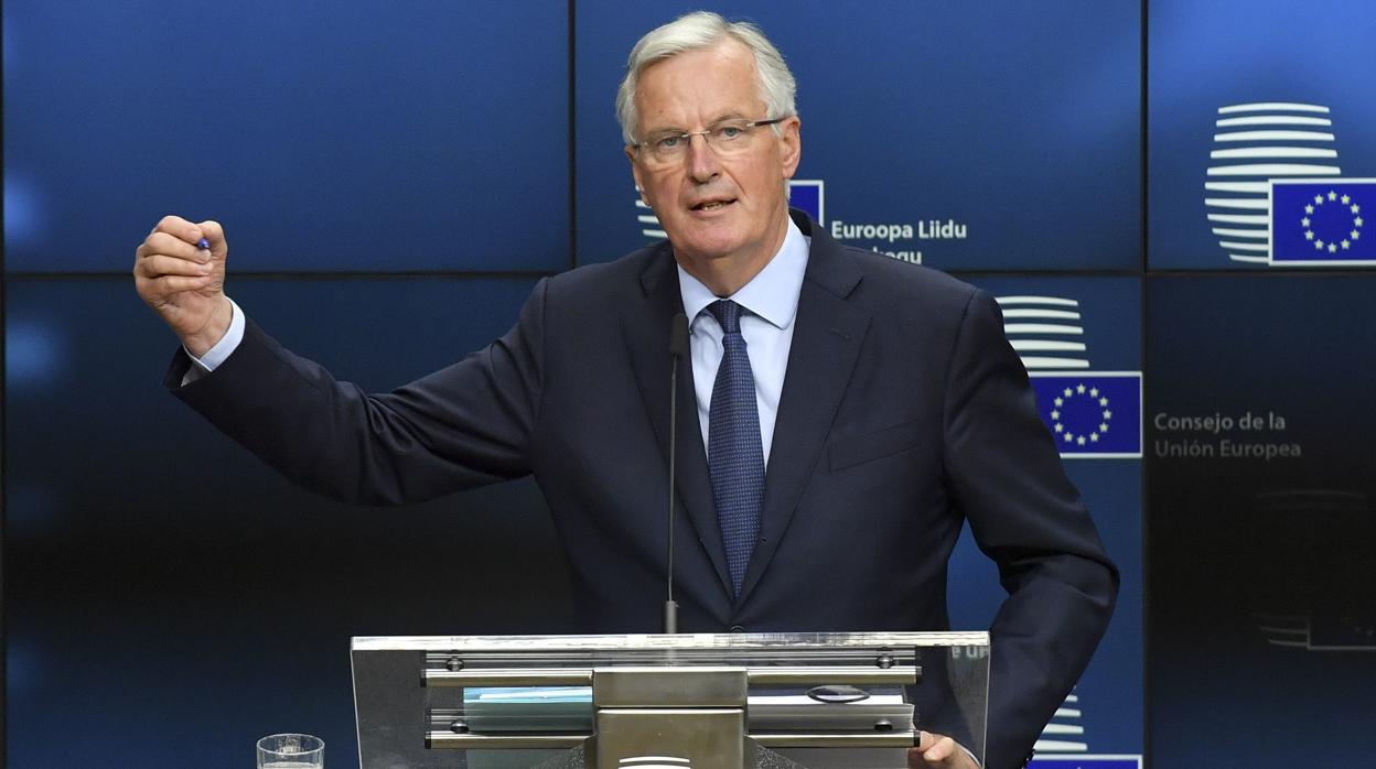 El negociador europeo para el Brexit, Michel Barnier, pide claridad a Londres durante su comparecencia pública