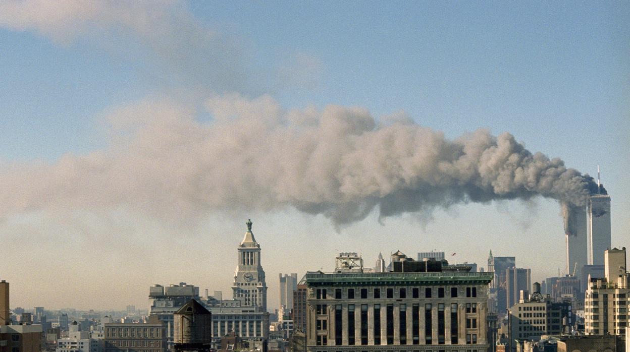 Las Torres Gemelas tras el atentado del 11 de septiembre de 2001 en Nueva York, EE.UU.