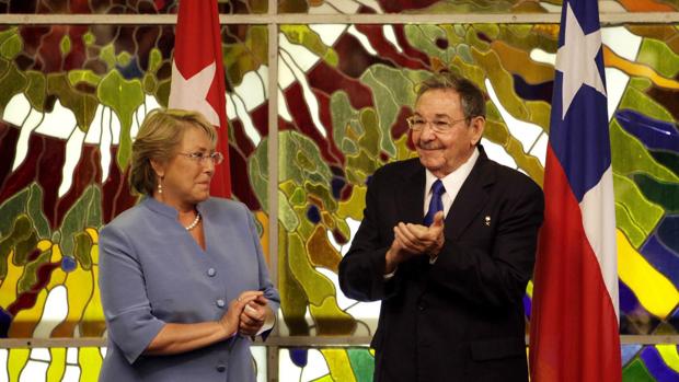 Michelle Bachelet: una aliada de los Castro, al frente de los derechos humanos en la ONU