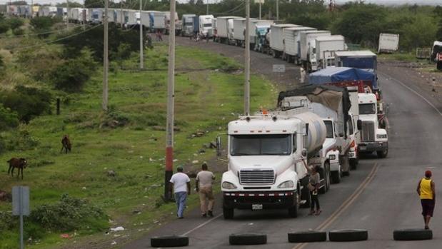 La crisis de Nicaragua bloquea el paso del comercio en Centroamérica