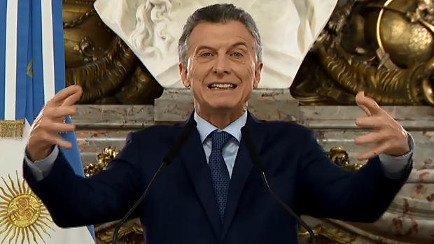 Macri ajusta el cinturón del Gobierno y el de los argentinos