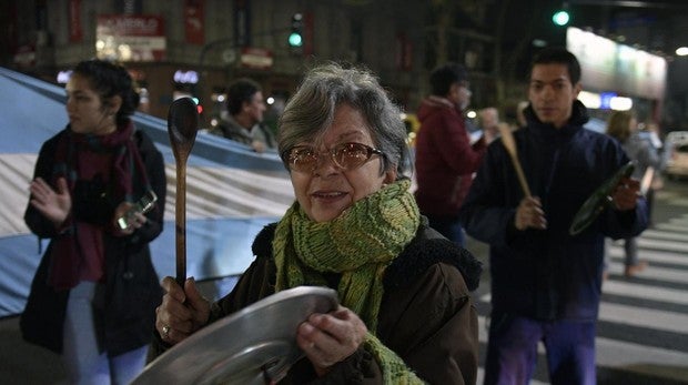 Miles de trabajadores estatales protestan contra Macri