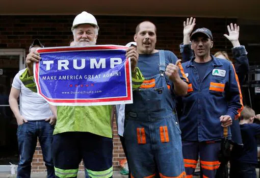Seguidores de Trump en la América interior le muestran su apoyo