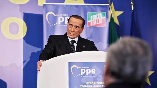 Berlusconi valora presentarse a las elecciones europeas «para salvar al país»