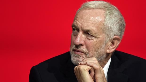 Corbyn dice preferir la celebración de nuevas elecciones a un segundo referéndum sobre el Brexit