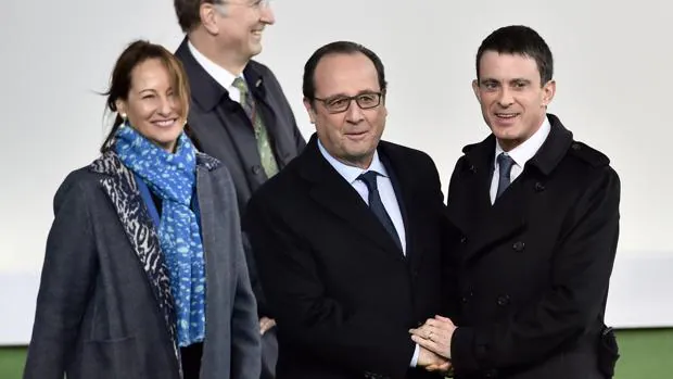 La exmujer y ministra de Hollande revela comentarios soeces de Valls a Macron