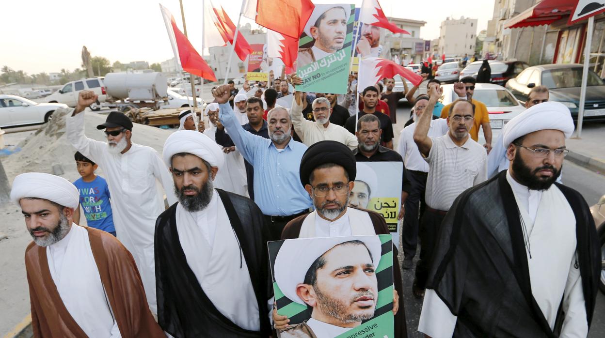 Marcha en Manama pidiendo la liberación del líder chií