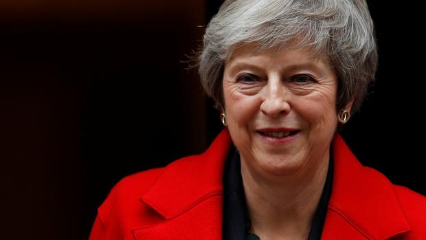 Ola de dimisiones en el Gobierno de May en rechazo al acuerdo del Brexit