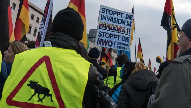 Los «chalecos amarillos» llegan a la Puerta de Brandeburgo en Berlín, según la prensa francesa