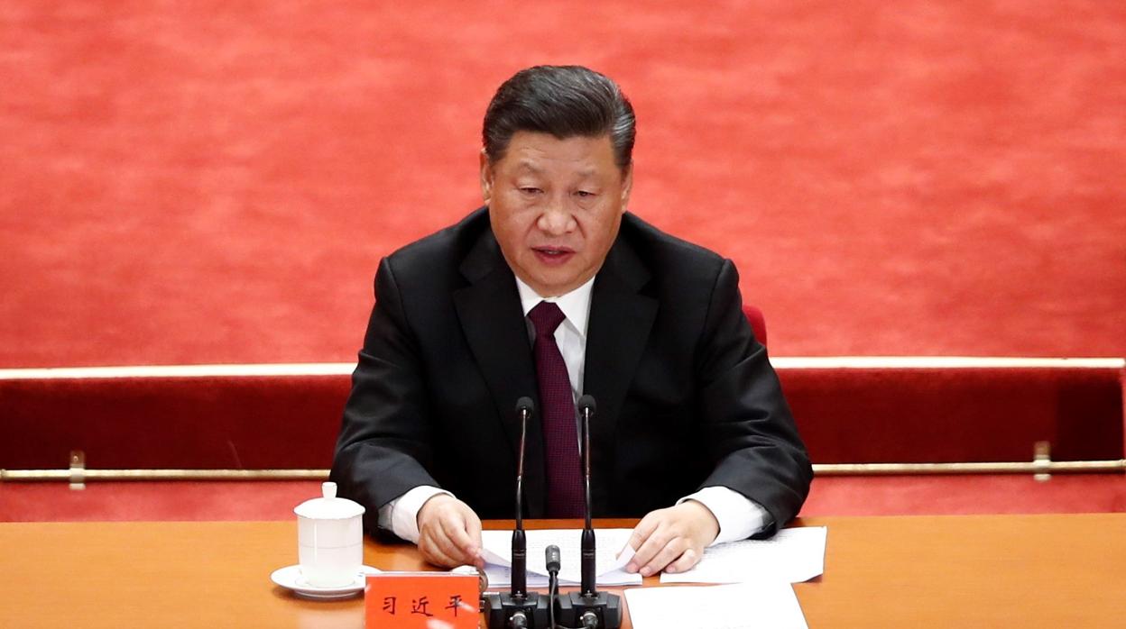 El presidente chino, Xi Jinping, pronuncia un discurso durante un acto para conmemorar el 40 aniversario de la reforma y apertura de China