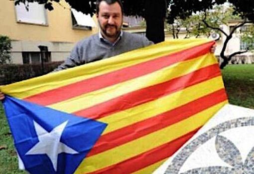 El pasado acecha a la alianza europea de Salvini, pro Putin y aliado de los independentistas catalanes