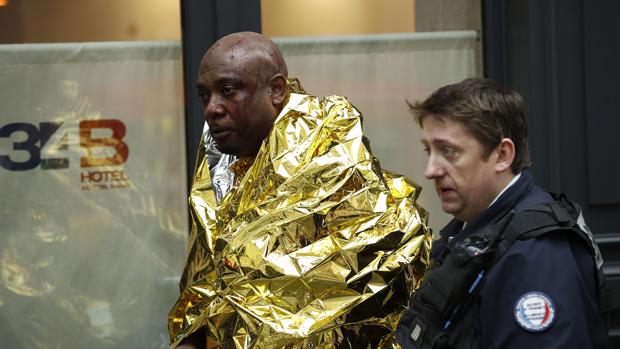 La explosión de la panadería de París, en imágenes