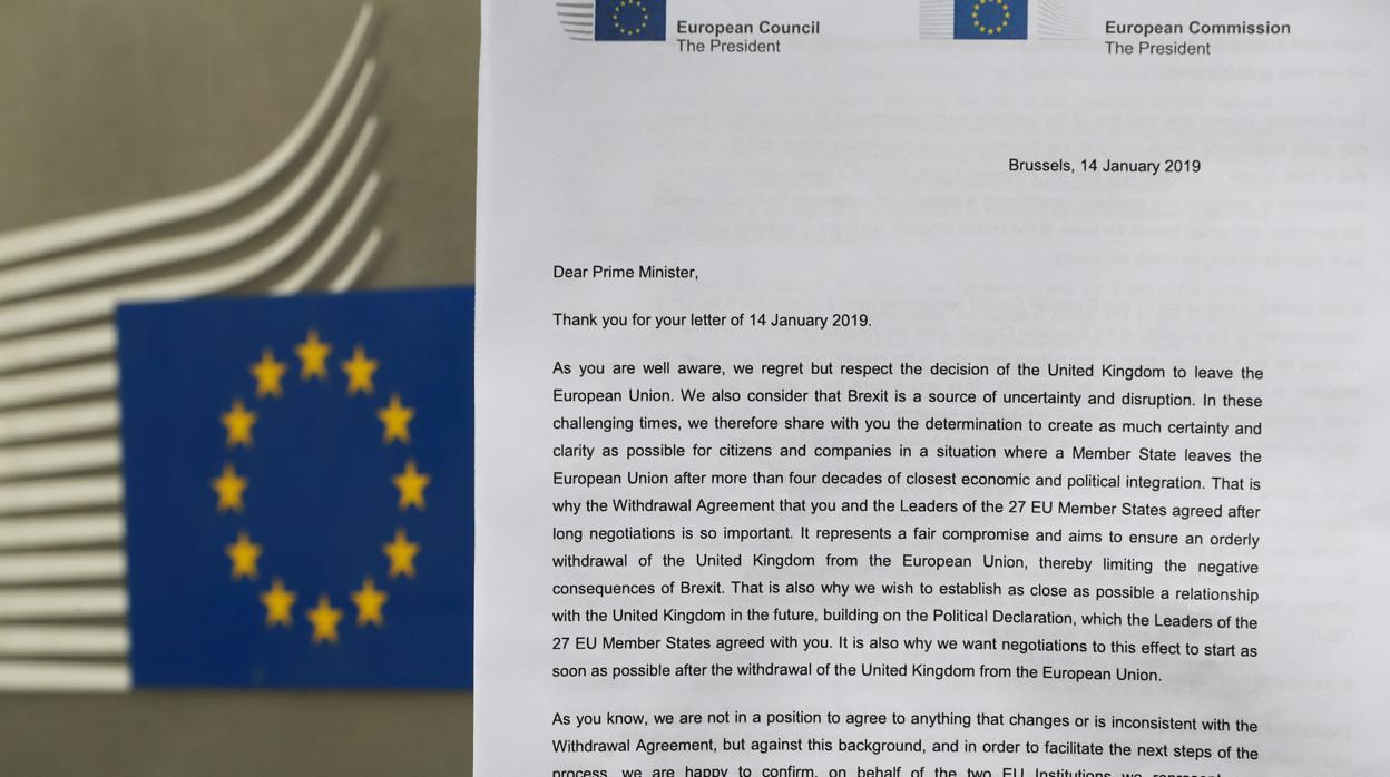 Imagen de la carta enviada por Tusk y Juncker a Theresa May