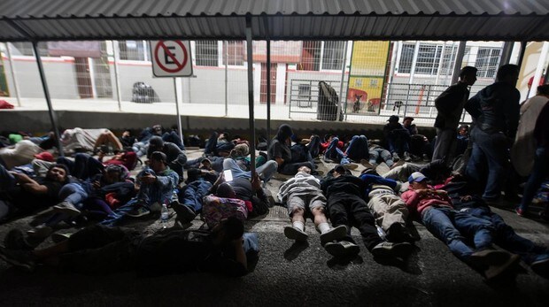 México recibe a la primera caravana de 2019 dando permiso de residencia a los inmigrantes