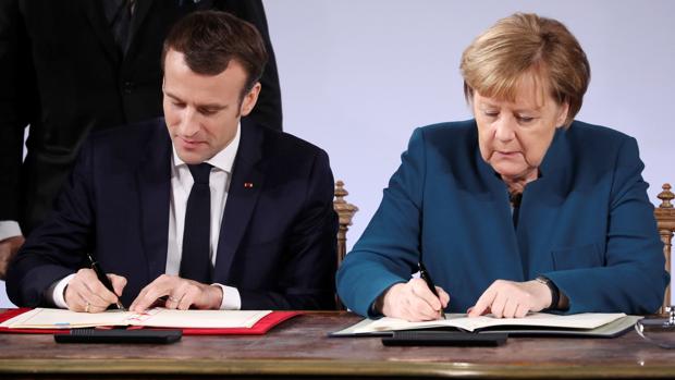 Merkel y Macron abanderan el bando proeuropeo