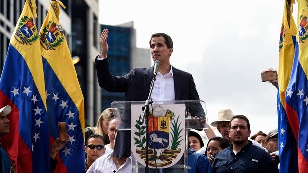 Juan Guaidó se proclama «presidente encargado» de Venezuela