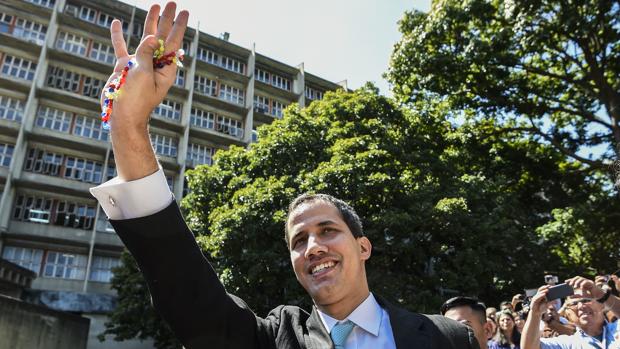 Guaidó rechaza un diálogo para «mantener a violadores de derechos humanos en el poder»