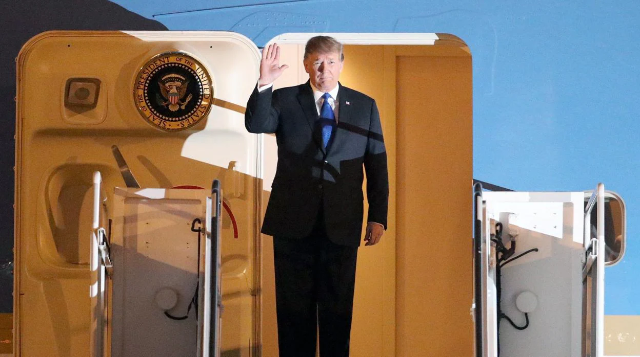Donald Trump, a su llegada a Vietnam