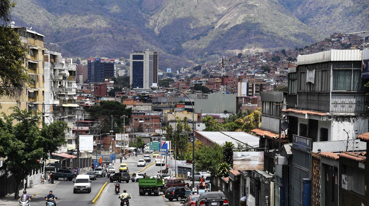 Venezuela anuncia el total restablecimiento eléctrico y reanudación laboral