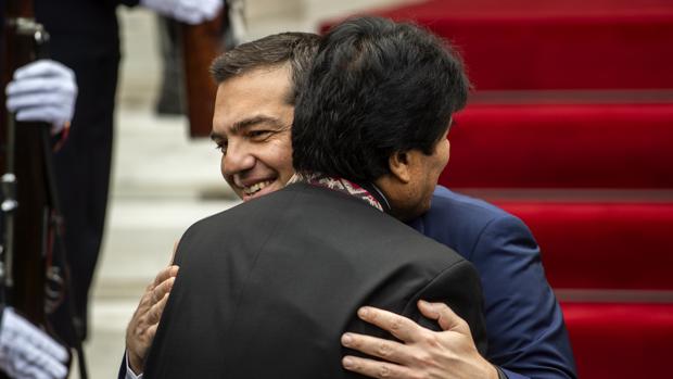 Morales y Tsipras rechazan una solución militar para Venezuela