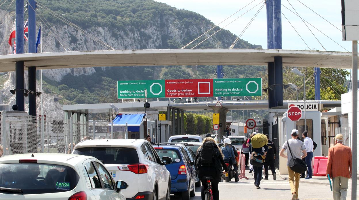 Entrada a Gibraltar desde territorio español