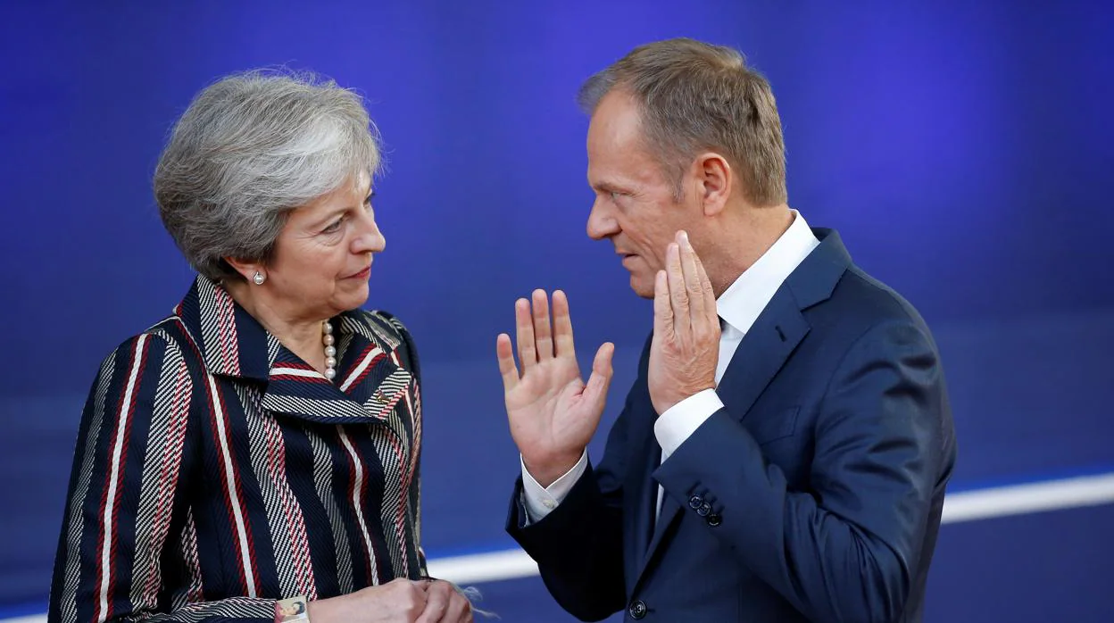 May acepta convocar las elecciones europeas en el Reino Unido para ganar tiempo