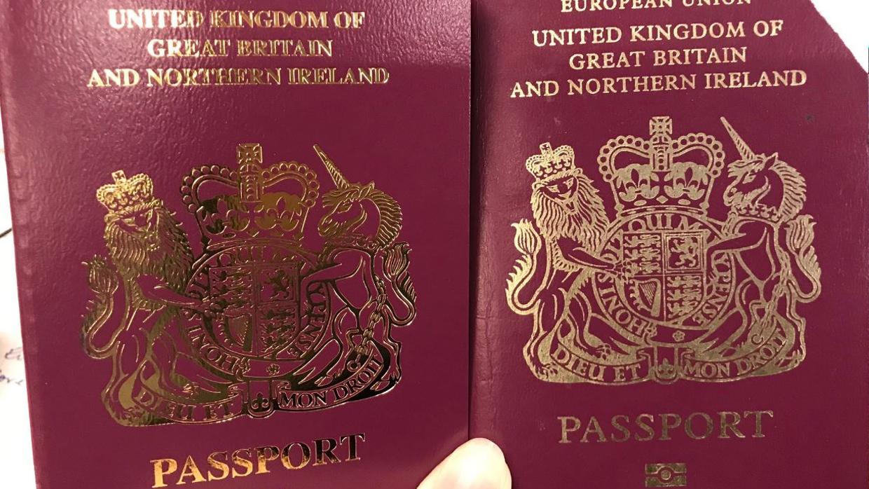 Reino Unido borra a la «Unión Europea» de los pasaportes británicos pese a la prórroga del Brexit