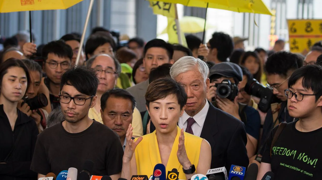 Una activista de los paraguas amarillos, durante la rueda de prensa de este miércoles en Hong Kong