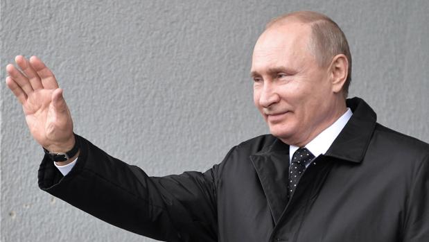 Rusia niega que frenara la dimisión de Maduro