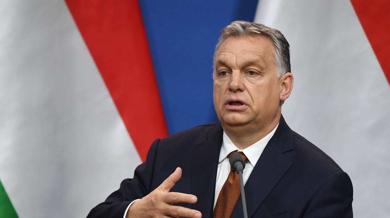 Orbán retira su apoyo al candidato del PP europeo para presidir la Comisión