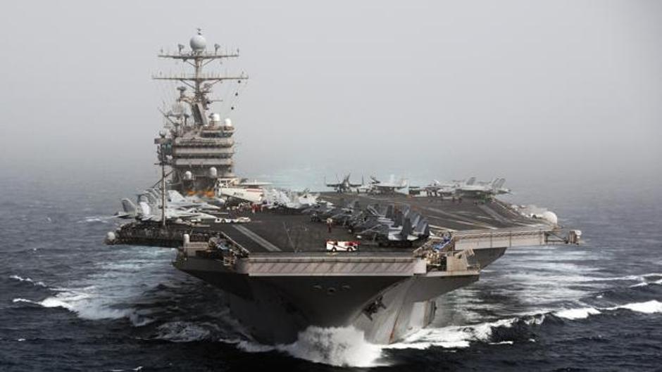 Un portaaviones de E.E.U.U. se dirige al golfo Pérsico ante la amenaza de Irán de volver al programa nuclear
