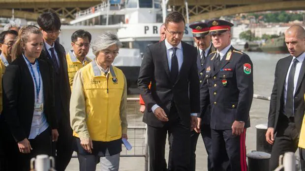Corea del Sur y Hungría aunan esfuerzos para hallar a los desaparecidos del naufragio en el Danubio