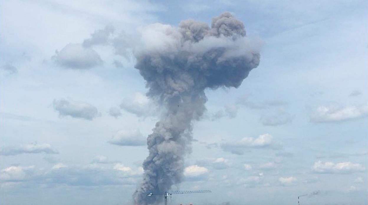 Varias explosiones en una fábrica de munición dejan 42 heridos en Rusia