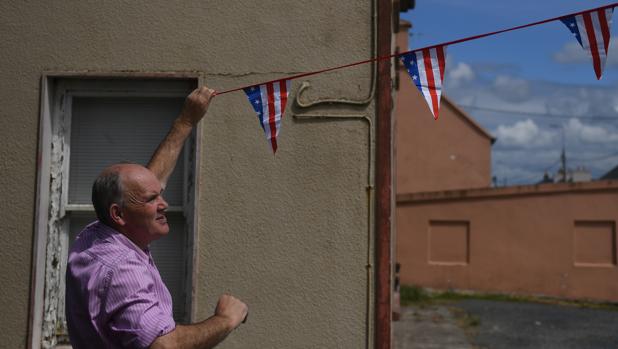 «Bienvenido Mister Trump» en un pequeño pueblo de Irlanda