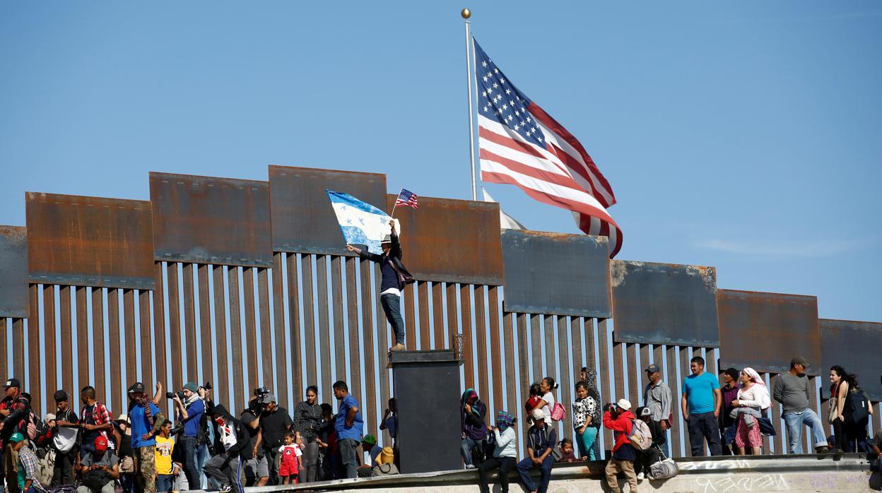 Parte de una caravana que viajan desde Centroamérica hacia Estados Unidos