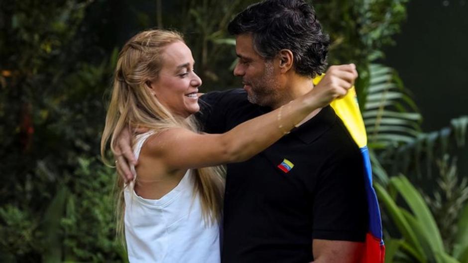 Lilian Tintori y su hija aterrizan en Madrid