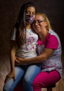 Retrato de los niños que luchan por un transplante de médula en Venezuela