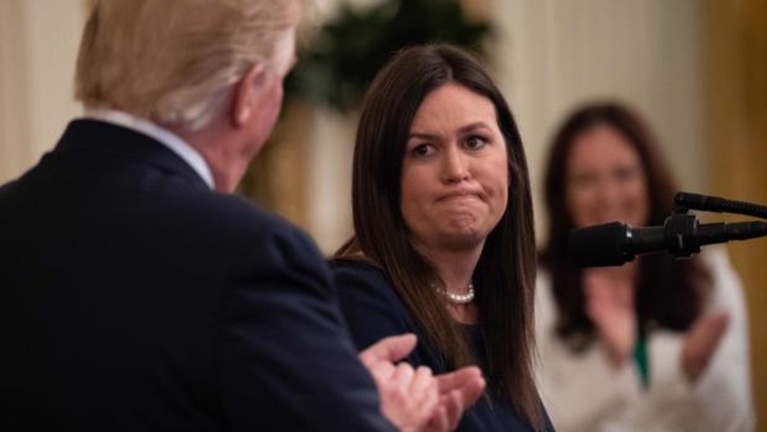 Sarah Sanders, defensora feroz de Trump como secretaria de Prensa, dice adiós