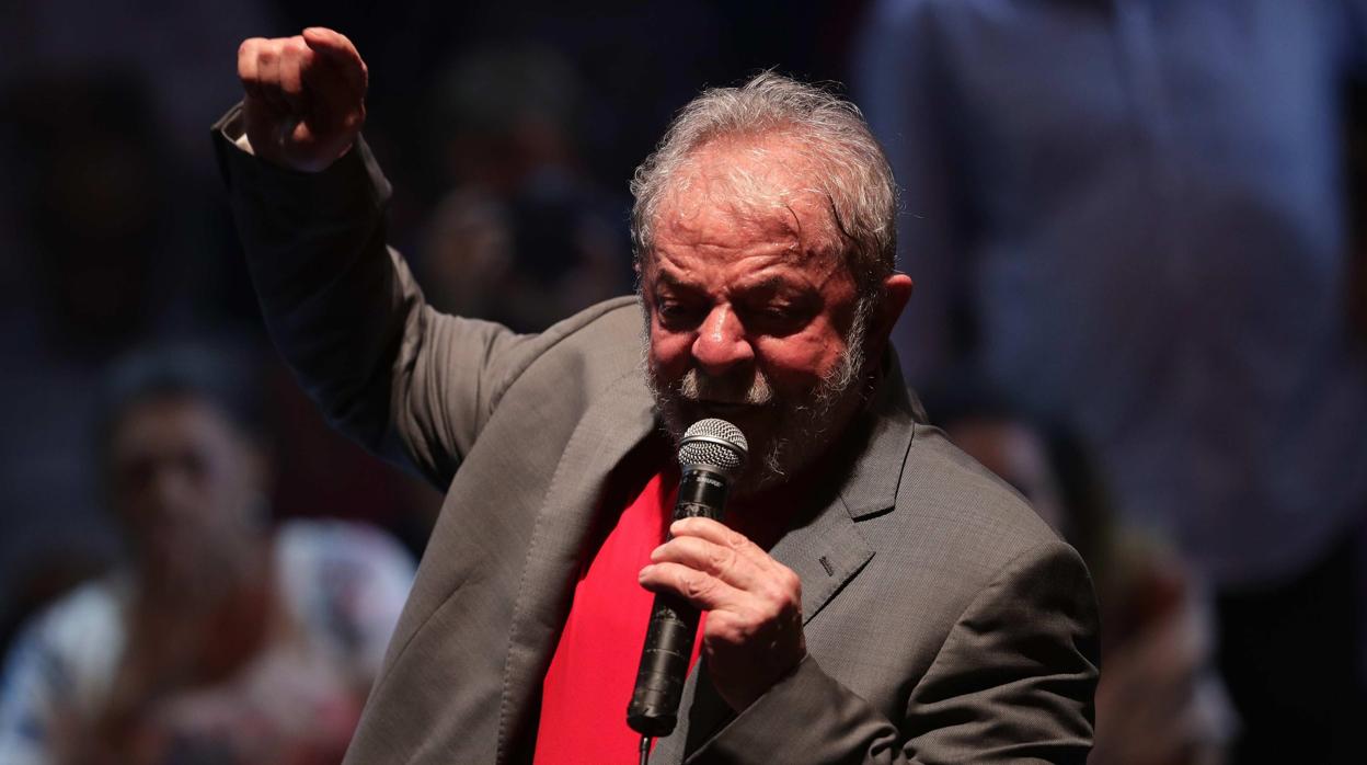 La Corte Suprema de Brasil mantiene a Lula en la cárcel